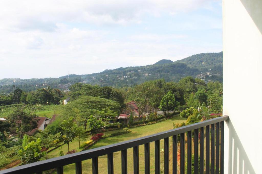Graha Widjaja Hotell Puncak Eksteriør bilde